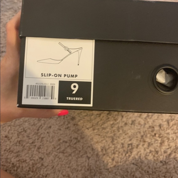 NWB Banana Republic Red Slip On Mule Pump Heel Holiday Shoe Sz 9 - Picture 11 of 14